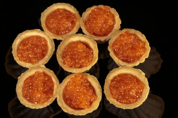 Red Caviar Tartlets Black Background — Stock Photo, Image