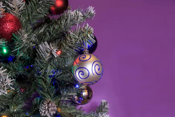 Detailní Záběr Ozdoby Vánoční Stromeček — Stock fotografie