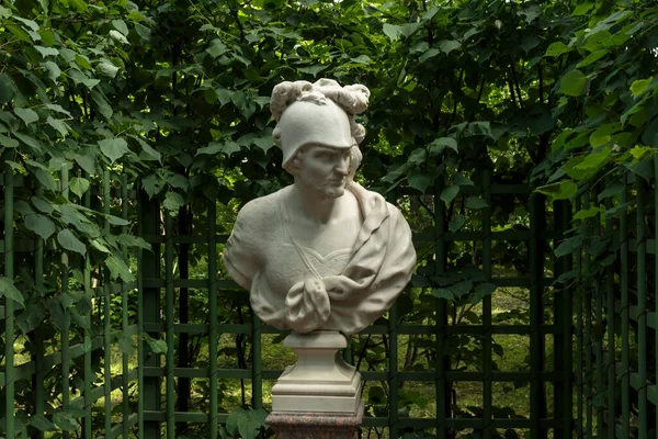 Statue of the Summer Garden \