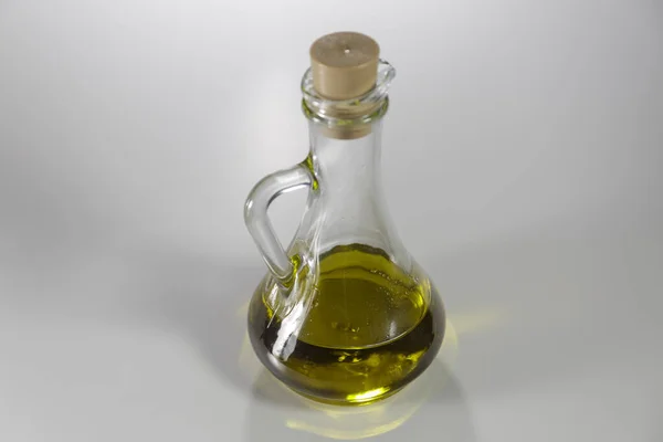 Olivový Olej Sklenici Izolovaný Bílém Složení Veganské Stravy — Stock fotografie