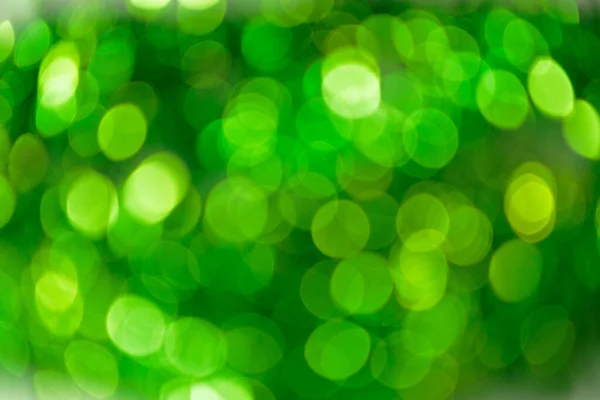 Renkli Soyut Ultra Yeşil Bokeh arka planı. 2019