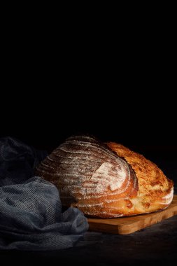 Tahtada kırsal ekmek 