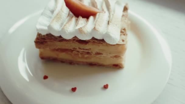 Napoleon Cake Mille Feuille Classic Dessert Served Cafe — Stock Video