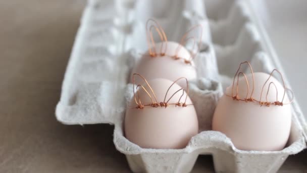 Diy Easter Egg Gemaakt Stijl Van Bunny Minimale Pasen Concept — Stockvideo