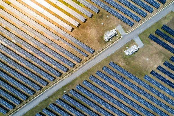 Güneş paneli çiftlik veya güneş enerjisi santrali, Havadan görünümü