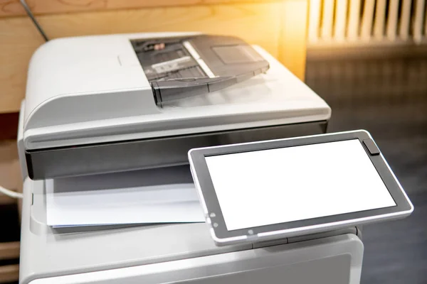 Белый чистый экран на ксерокопировальной машине . — стоковое фото