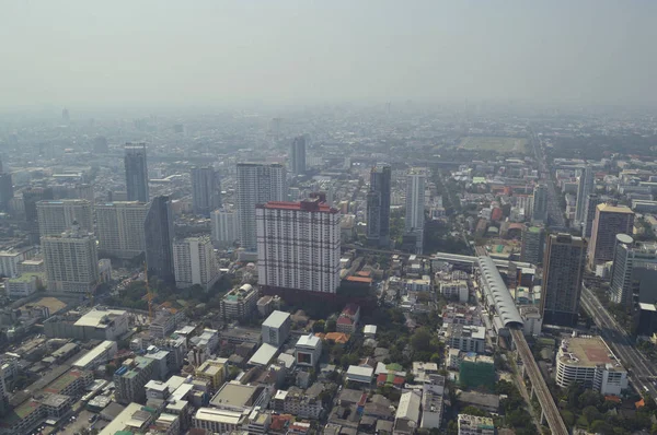Luchtfoto Van Moderne Kantoorgebouw Toren Skytrain Station Wolkenkrabber Bangkok Thailand — Stockfoto