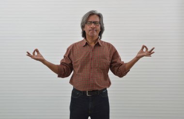 Lotus poz meditasyon