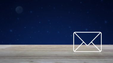 E- posta düz simgesi ahşap masa üzerinde fantezi gece gökyüzü ve ay üzerinde, İş bizimle online konsept temas
