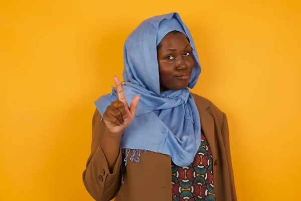 Une Femme Musulmane Afro Américaine Qui Fait Aucun Signe Gros — Photo