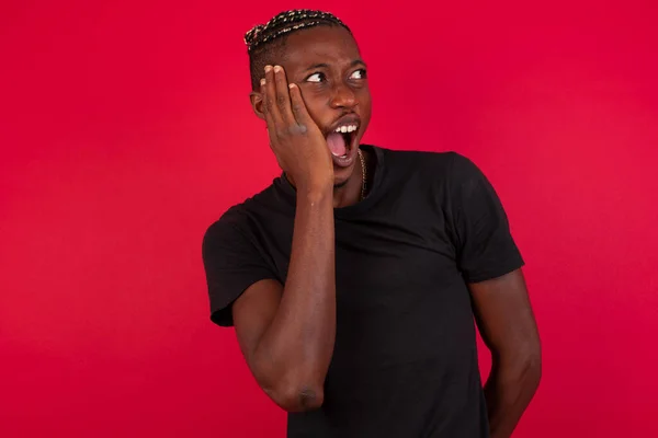 Amazement Man Excited Looking Side Hand Face Surprised Happy Young — Stock Photo, Image