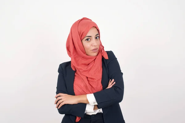 Cintura Até Tiro Bela Mulher Muçulmana Usa Blazer Preto Empreendedor — Fotografia de Stock