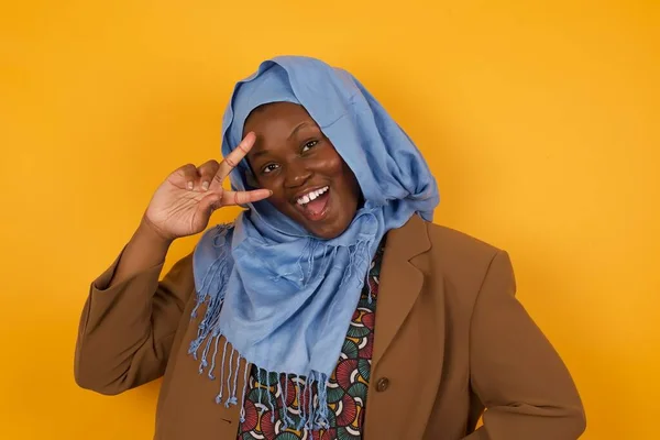 Pessoa Estilo Vida Lazer Celebra Conceito Coquete Paquera Linda Afro — Fotografia de Stock