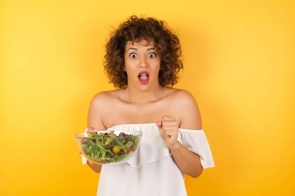 Human Face Expressions Emotions Portrait Beautiful Arab Woman Salad Looking — Stock Photo, Image