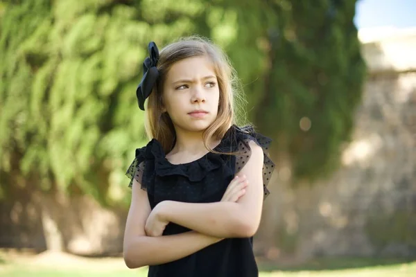Closeup Portrait Displeased Pissed Angry Grumpy Pessimistic Girl Bad Attitude — Stockfoto