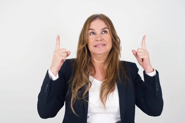 Plan Horizontal Succès Amical Jeune Femme Âge Moyen Aux Cheveux — Photo