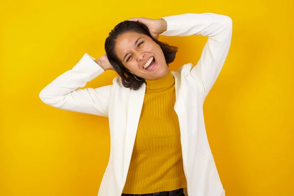 Confiança Conceito Coquete Retrato Menina Encantadora Sorrindo Amplamente Com Expressão — Fotografia de Stock