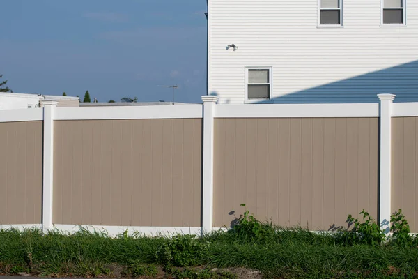 White Gray White Vinyl Fence Close Dessing Residential — Stock Photo, Image
