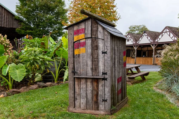 Old wooden toilet nature door village forest — Stock Image Old Wooden Toilet Nature Door Village Forest Stock Photo