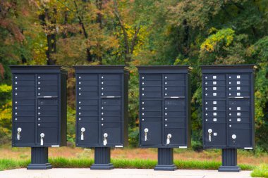 Yeni metalik modern posta kutuları kilit posta paketi teslimatı