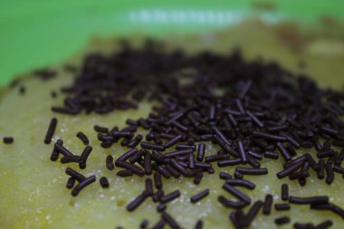 Martabak 3 arka planda siyah