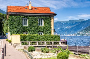 Como gölünde bir ev