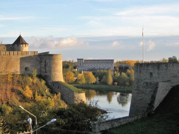 Castelo Pedra Narva Hermann Fortaleza Medieval Museu Estónia — Fotografia de Stock