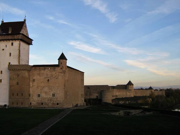 Castelo Pedra Narva Hermann Fortaleza Medieval Museu Estónia — Fotografia de Stock