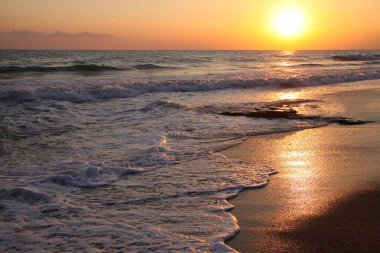 Türkiye 'de Akdeniz' de gün batımı