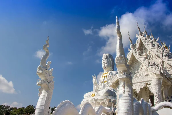 Grote Guan Yin Standbeeld Openbare Tempel Nrrth Thailand — Stockfoto