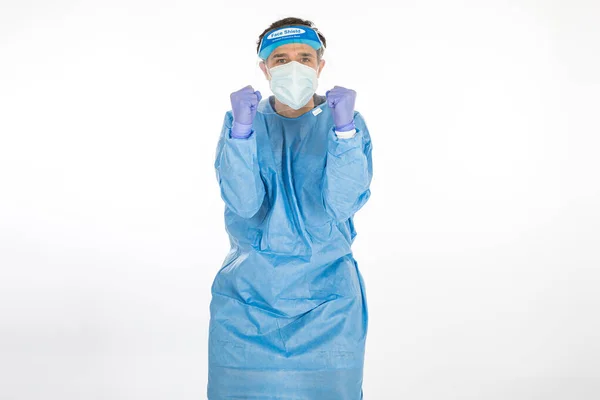 Dokter Draagt Blauwe Ppe Het Coronavirus Bestrijden Bereid Vechten Witte — Stockfoto