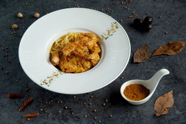 Spaghetti Fired Chicken Reciept — Stock Photo, Image