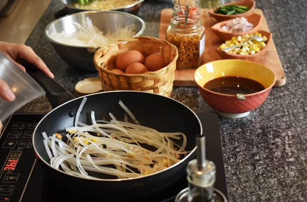 Pad Thai Nudel Thailändsk Mat Stil Thailands Främsta Nationalrätt Den — Stockfoto