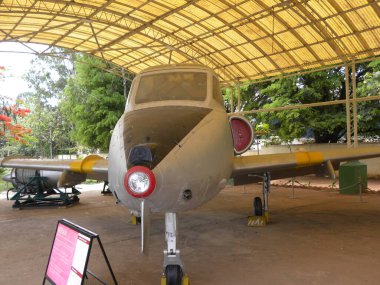 Eski Kiran uçağı, MK1 ve MK2, MK 1 'in iki versiyonu var. HAL Havacılık Müzesi' nde 1134 Kg 'lık maksimum itiş gücüne sahip turbo jet motoruyla birlikte geliyor.