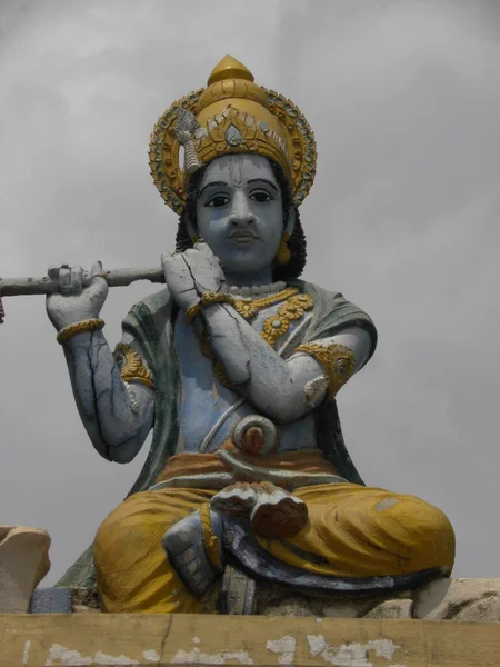 Estátua Senhor Krishna Com Flauta Encarnação Absoluta Senhor Vishnu Vishwa — Fotografia de Stock