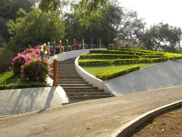 Garden Steps Pink Red Flowers Green Grass Plants Trees Ramoji — Stock Photo, Image