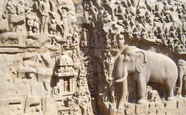 Antiga Pedra Baixo Relevo Escultura Pedra Penitência Arjuna Descida Rio — Fotografia de Stock