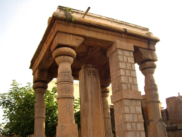 Huge Brown Color Stone Ancient Jain Structure Ornate Pillars Located — Stock Photo, Image