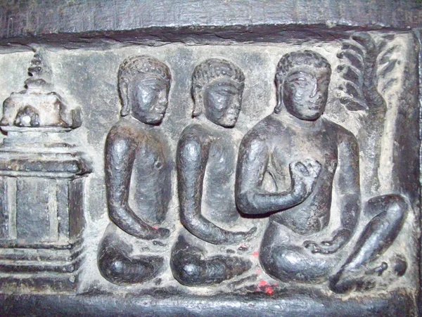 Antik Gri Renk Taşı Jain Tanrılarının Bas Kurtarıcıları Shravanabelagola Daki — Stok fotoğraf