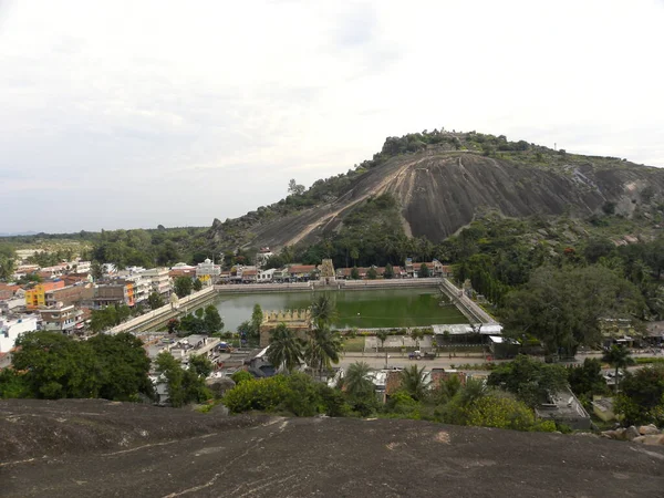 Kilátás Vindhyagiri Dombra Ahol Lord Gommateshwara Szobra Található Chandragiri Domb — Stock Fotó