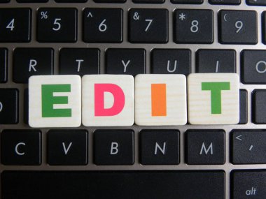 Klavye arka planında Kelime Düzenleme