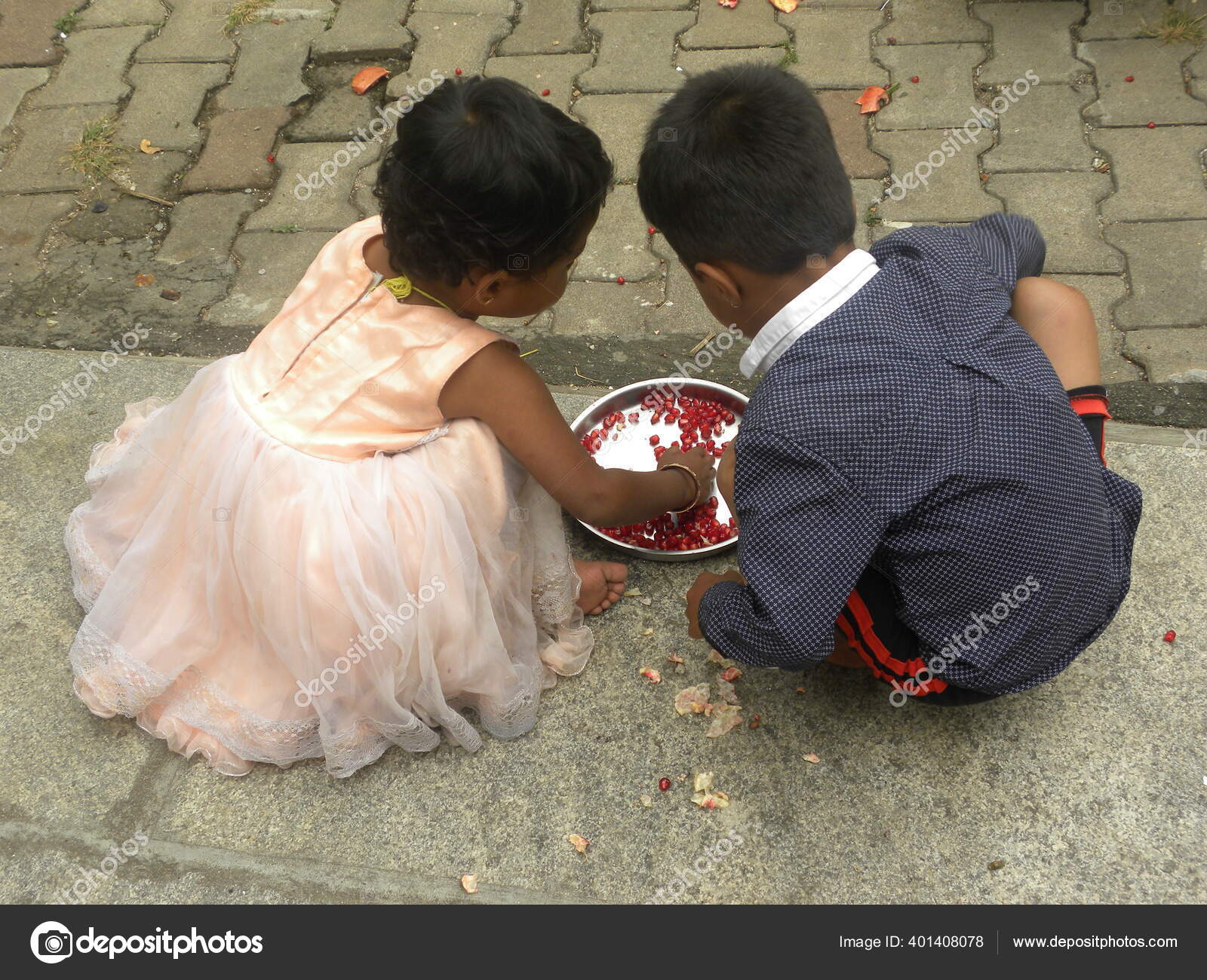 Young Indian Boy Girl Eating Pomegranate Seeds Stock Editorial Photo C Maneeshupadhyay