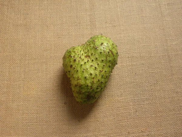 Πράσινο Χρώμα Ολόκληρο Ώριμο Φρούτο Soursop Annona Muricata — Φωτογραφία Αρχείου