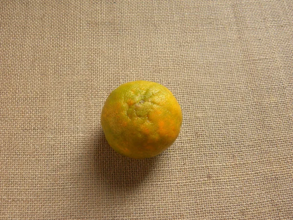 Zielony Pomarańczowy Dojrzałe Całe Nagpur Pomarańczowy Owoc — Zdjęcie stockowe