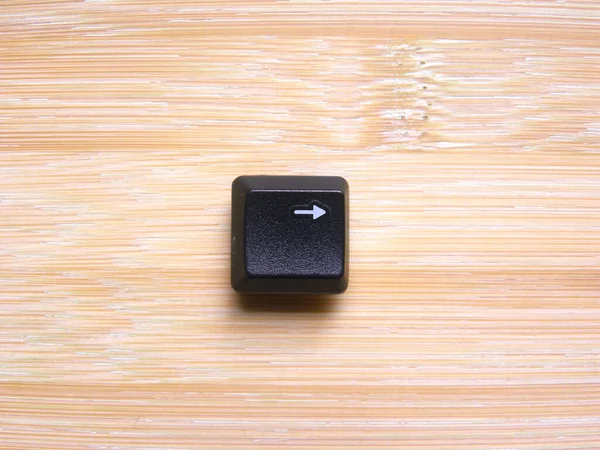 Bilgisayar klavyesinin siyah rengi Sağ ok tuşu