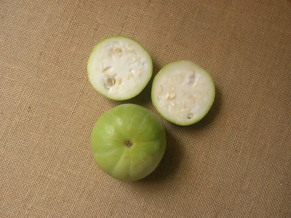 Color Blanco Verde Entero Cortado Crudo Tinda Squash Redondo — Foto de Stock