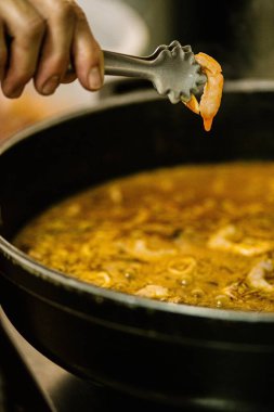 Tipik İspanyol yemekleri. Lezzetli tarifler. 