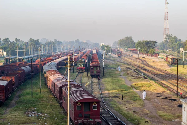 Drone Picture, Faisalabad tren istasyonunun batısına bakıyor..