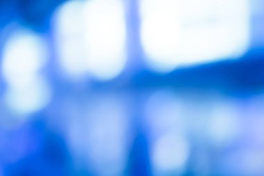 Açık mavi zemin bulanık. yumuşak mavi ışık bokeh arka plan ile.