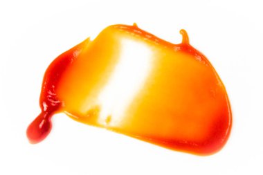 Beyaz arka plan üzerinde izole salça. Kırmızı ketçap su sıçramalarına izole üzerinde beyaz arka plan, üstten görünüm